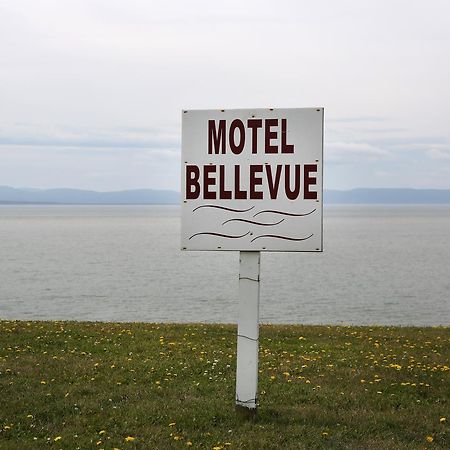 Motel Bellevue Rivière-du-Loup Exteriör bild